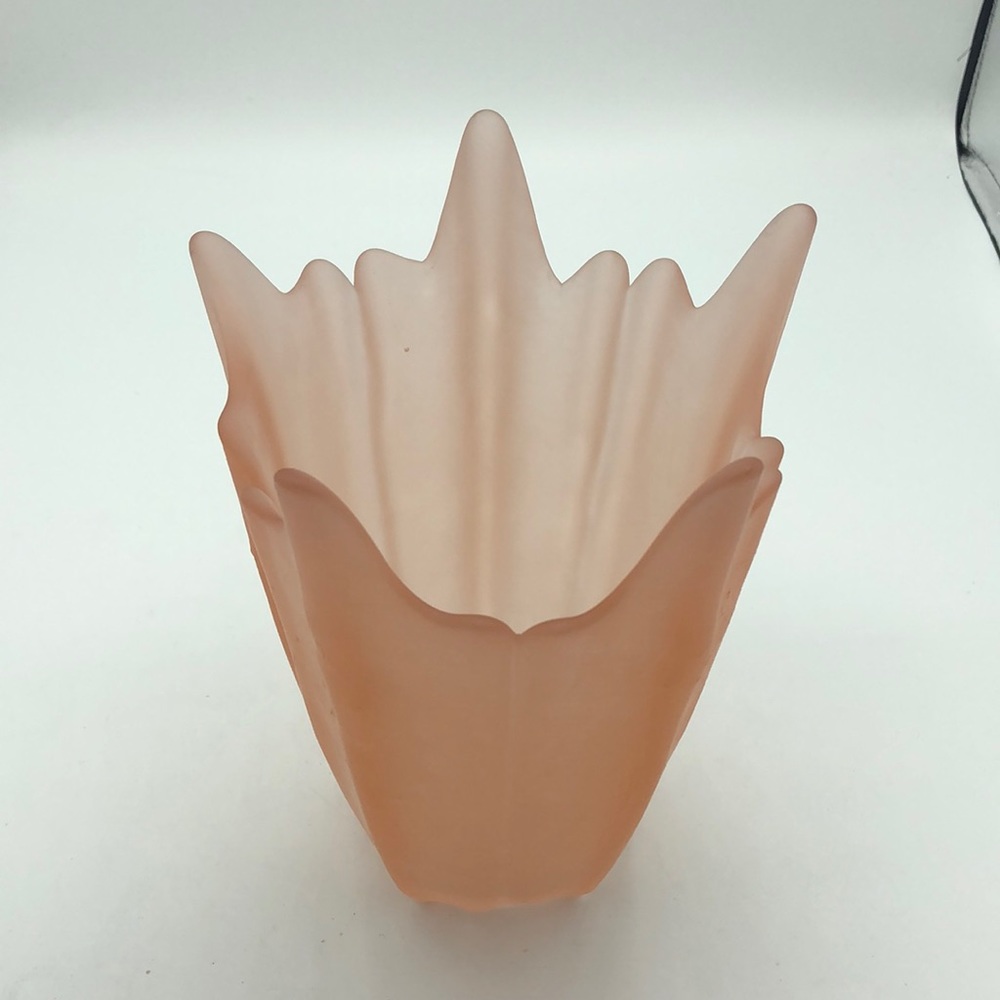Vintage Viking Art Glass Pink Satin Frosted Tulip Vase Hand Made USA 7.75" - Picture 2 of 9
